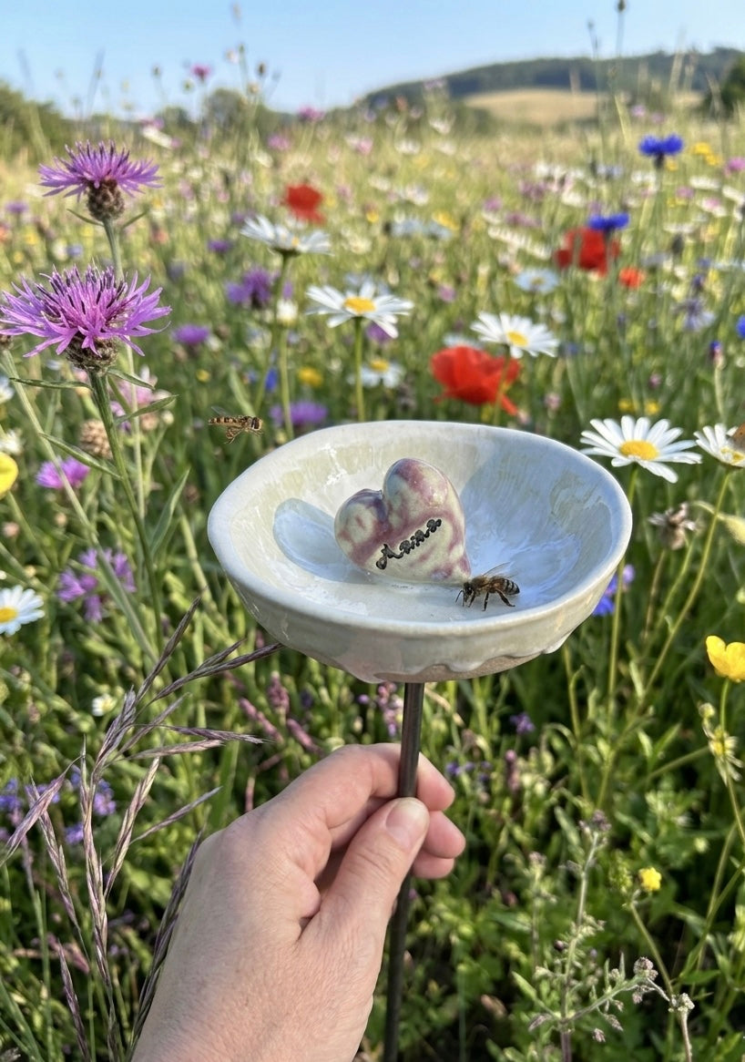 Insektentränke Mama